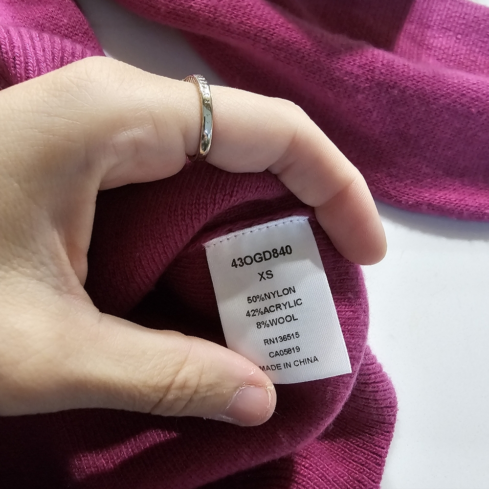 One Grey Day Blakely Pullover - Picture 5 of 5